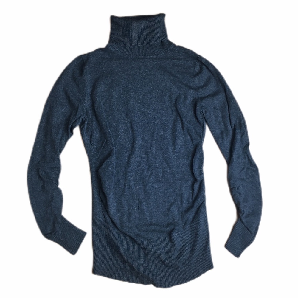 The Limited L/S gray turtleneck sweater w/ruching